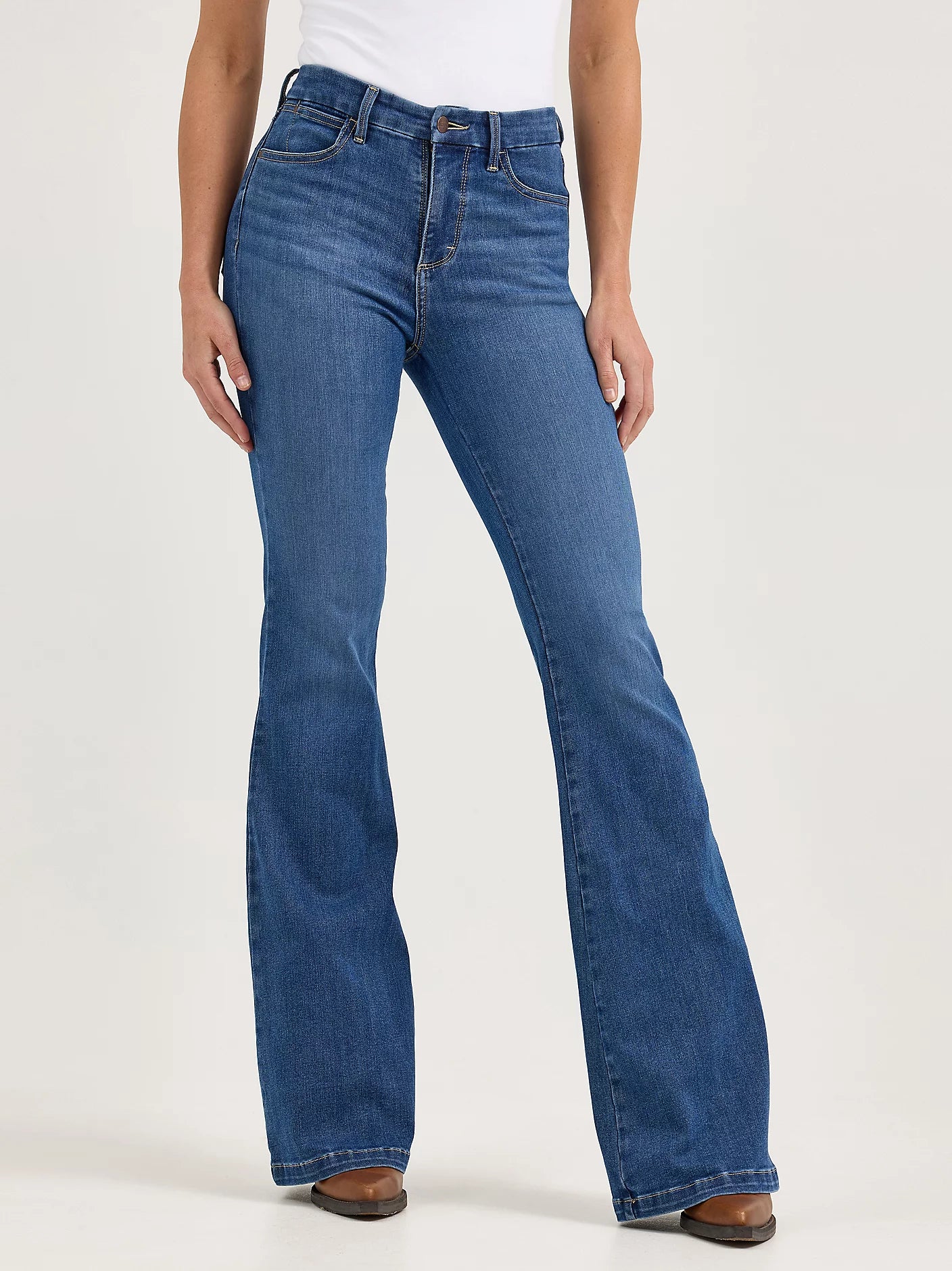 Women's Wrangler Bespoke High Rise Flare Jean