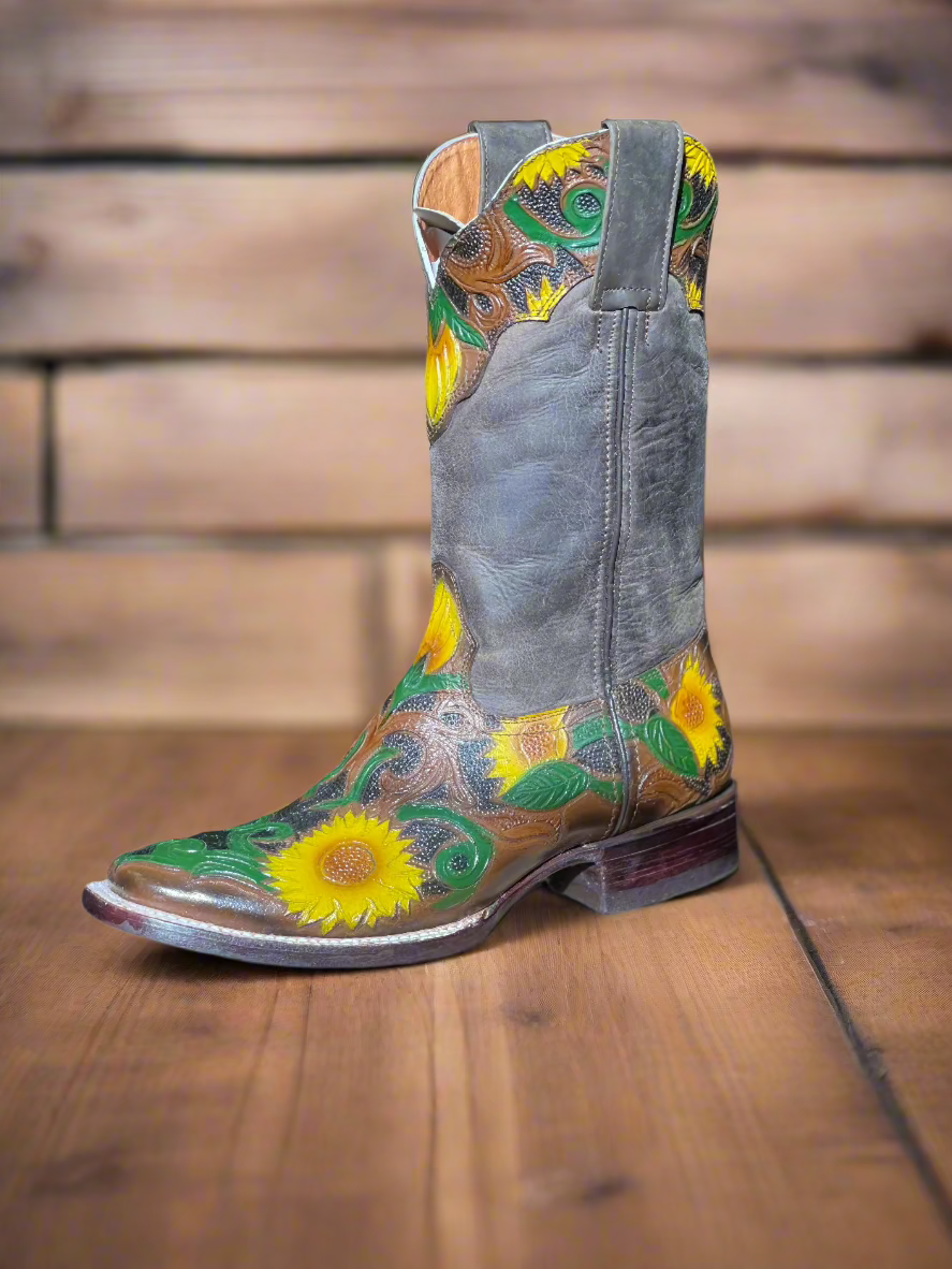 Chaparral Boots Women’s Western Square Toe Boot