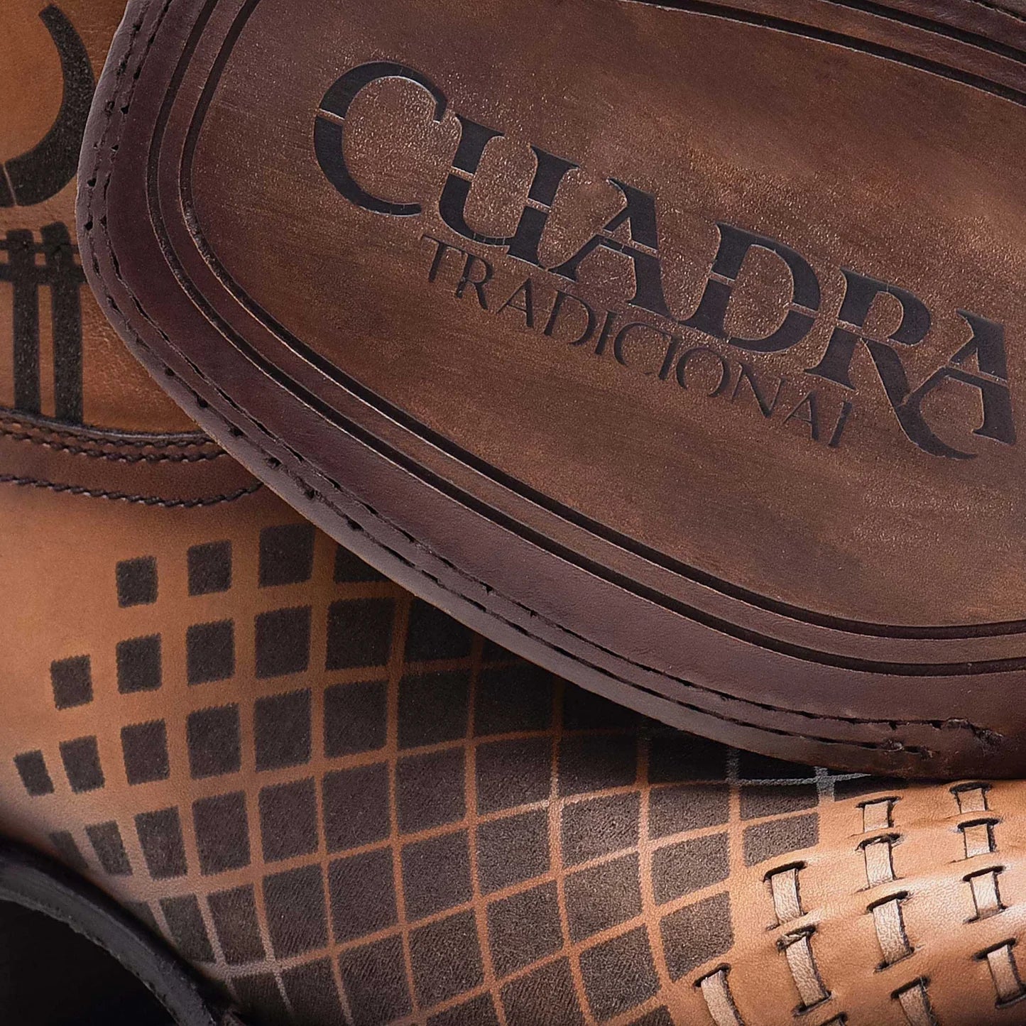 CUADRA_MENS_HONEY_SQUARE_TOE_WESTERN_BOOT-CU500EE-SANCHEZANDSONS_DETAIL