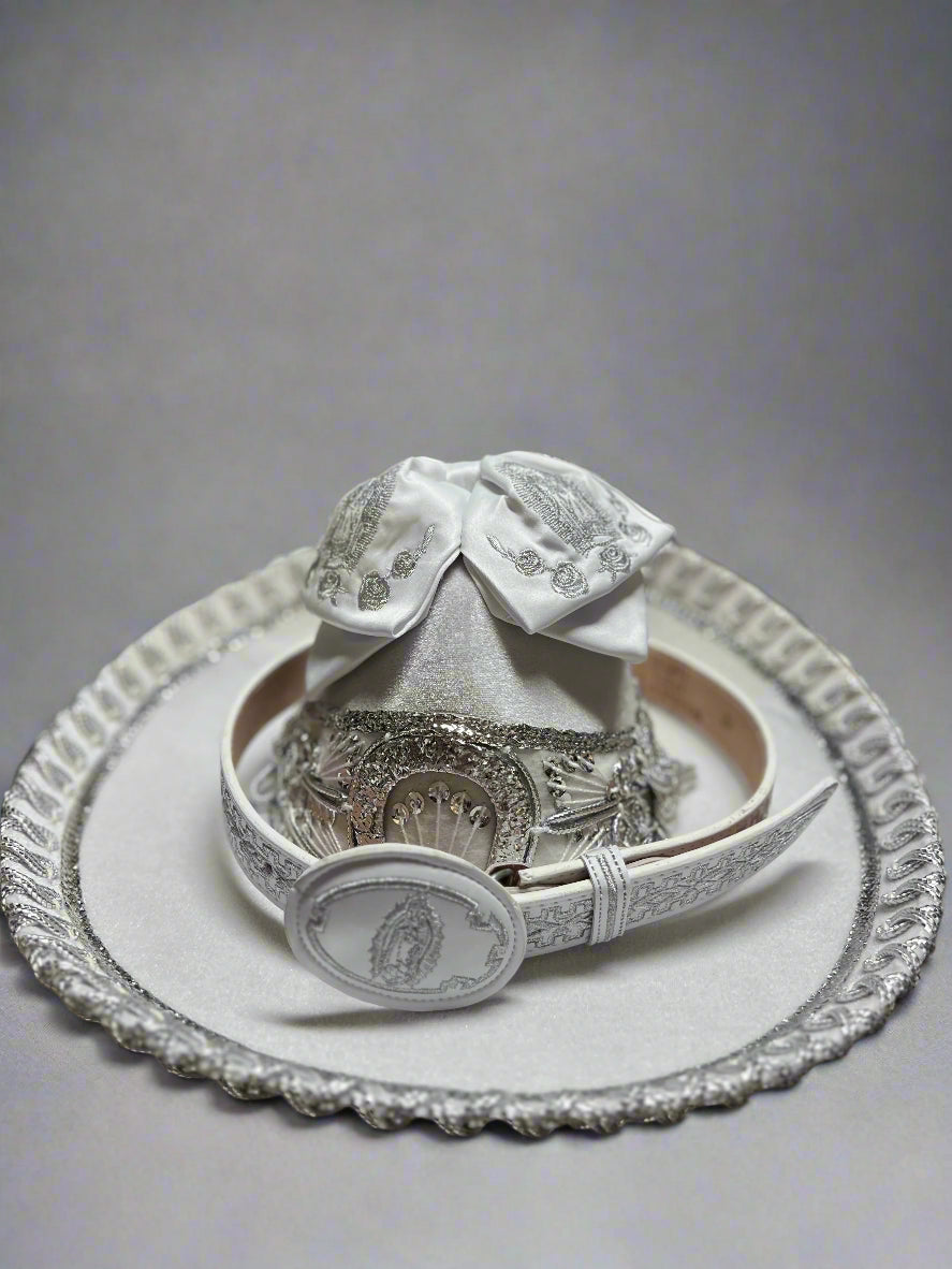 TRAJE CHARRO DE GALA BORDADO VIRJEN BLANCO