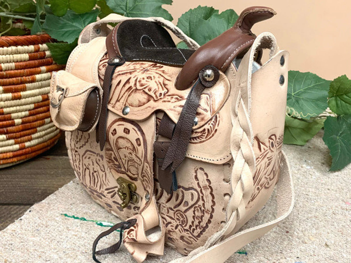 Women's Leather Saddle Bag Purses
