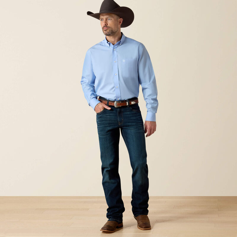 ARIAT  Wrinkle Free Solid Classic Fit Shirt LIGHT BLUE
