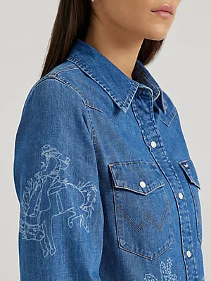 WRANGLER Women's Lasered Icons Cowboy Snap Shirt Medium Wash