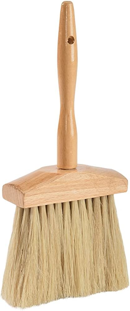 Large Hat Crown Brush