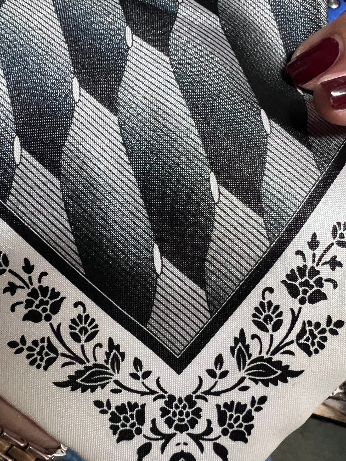 SALE TIES